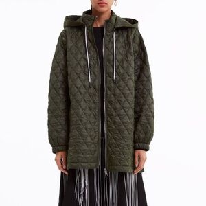 Zara Coat Women’s Small Hooded Puffer Jacket Green Quilted Lightweight